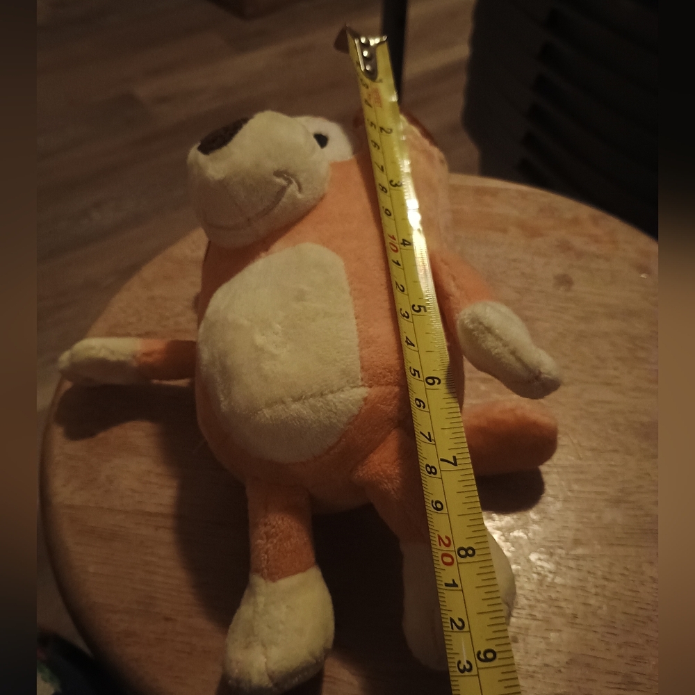 Bluey Mum Chilli 9" Lovey Plush Toy Preschool Ages 3+ Australian Cattle Dog pup - Picture 11 of 12